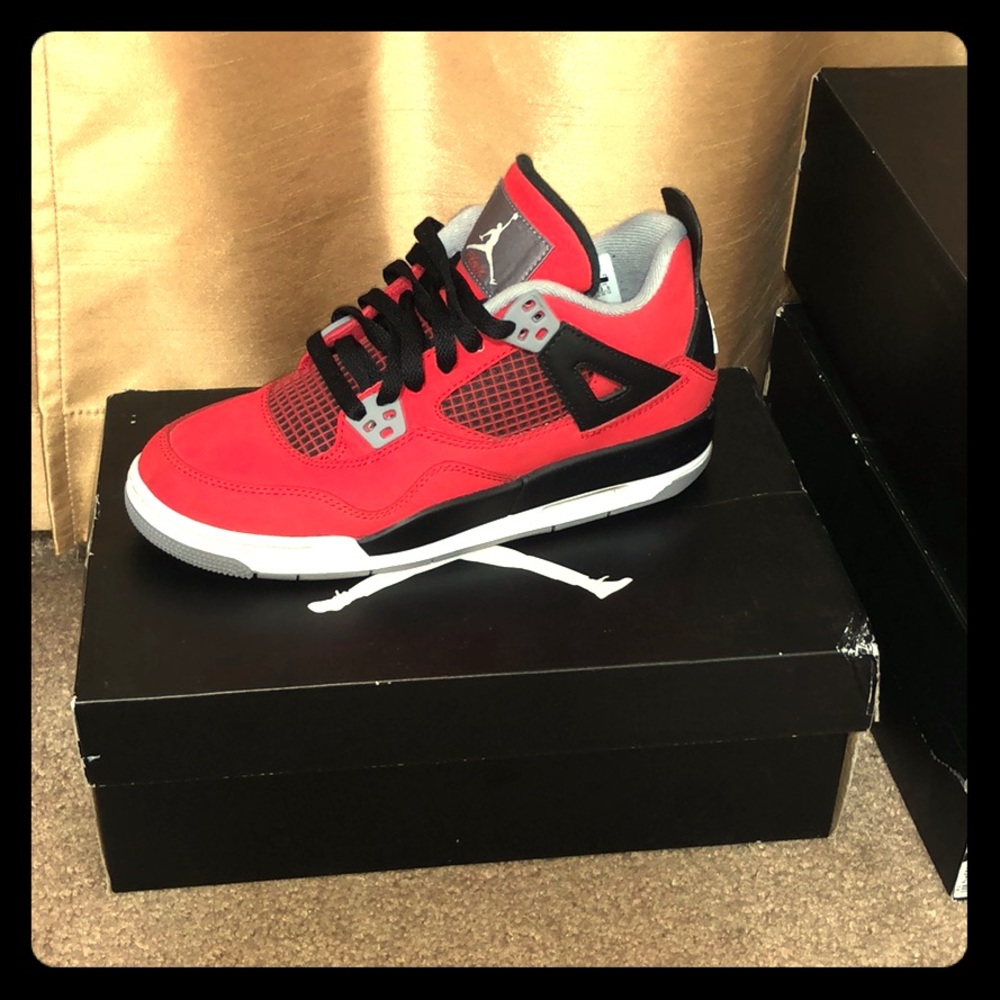 Air Jordan 4 RETRO GS